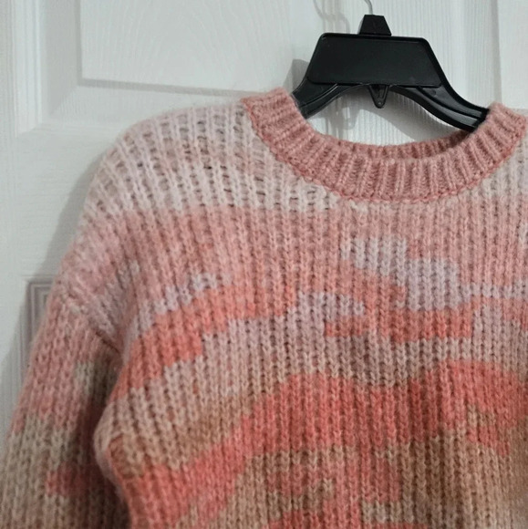 Studio B By Bobeau Knitted Sweater Womens Juniors Small Short Camo Winter Fall - Picture 2 of 10
